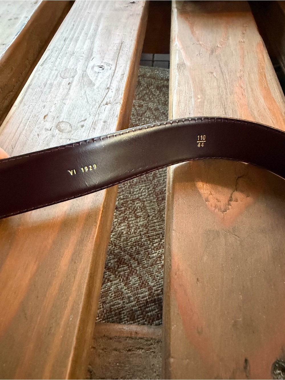Louis Vuitton Deep Burgundy Leather Belt with Gold-Tone Buckle Sz 110/44 - Picture 9 of 15
